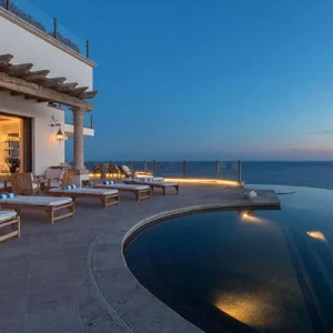 Villa Turquesa  |  Cabo San Lucas | Pedregal | 10 Bedrooms  | 10 Bathrooms  | Sleeps 20